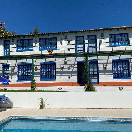 Clara En El Cerro Hotel Tandil Bagian luar foto